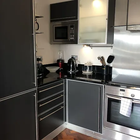 Apartament Macken Street Self Catering